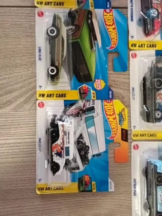 Lote 7 Hot Wheels Art Cars
