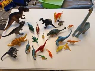 Kit +de  20 dinosaurios de juguete