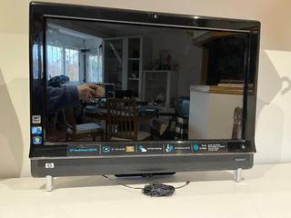 Ordenador HP TouchSmart 600 PC 23”