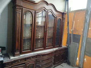 Mueble comedor madera maciza antiguo