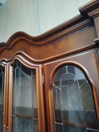 Mueble comedor madera maciza antiguo