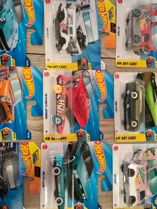 Lote 9 Hot Wheels Art Cars