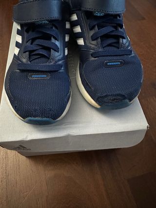 Scarpe Adidas blu bambino con velcro 28