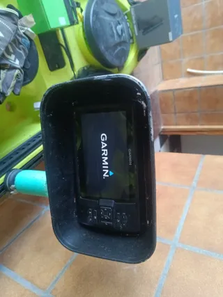 Sonda Garmin Striker Vivid 7 + Transductor