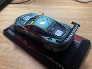 Aston Martin DBR9 Modelo Coche