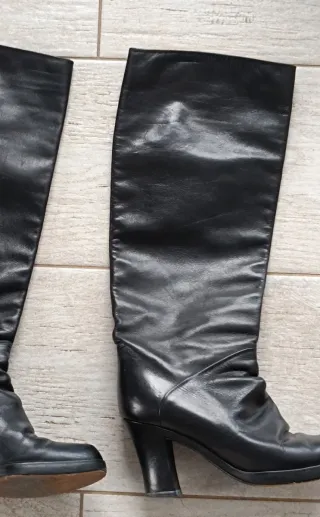 Botas de piel negras Italia