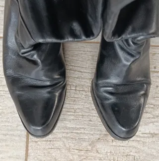 Botas de piel negras Italia