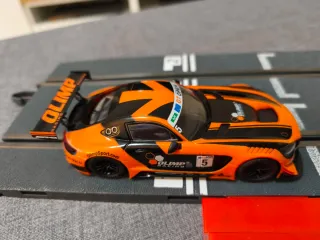 Coche Scalextric Mercedes AMG GT3 - "Olimp Racing"