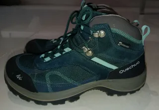 Botas de montaña Quechua impermeables