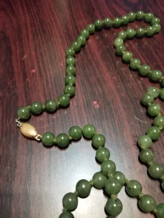 Collana in giada verde