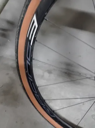 Bicicleta Gravel Felt Breed 30 TALLA 56