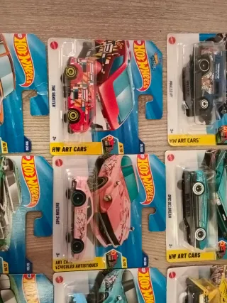 Lote 16 Hot Wheels Art Cars