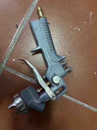 Pistola y cargador Gotared