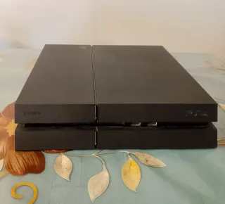 PS4 500GB + Giochi