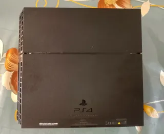 PS4 500GB + Giochi