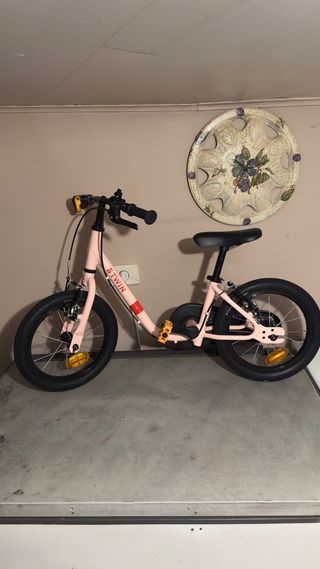 Bicicleta Btwin 14 pulgadas rosa