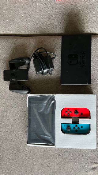 Nintendo Switch + Animal Crossing + Mario Kart