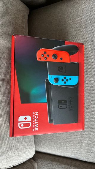 Nintendo Switch + Animal Crossing + Mario Kart