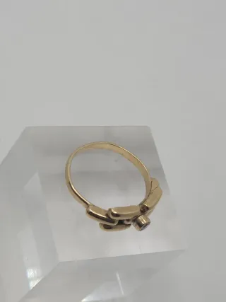 Elegante anillo goldfilled (oro laminado) talla 13