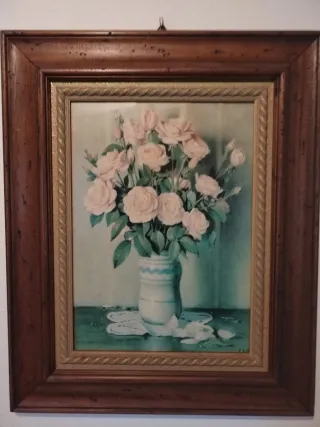 Quadro com moldura em madeira