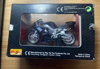 Maisto Yamaha YZF-R1 1:18 Special Edition