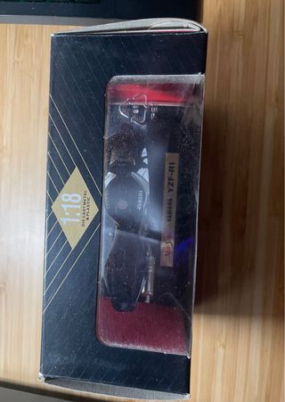 Maisto Yamaha YZF-R1 1:18 Special Edition