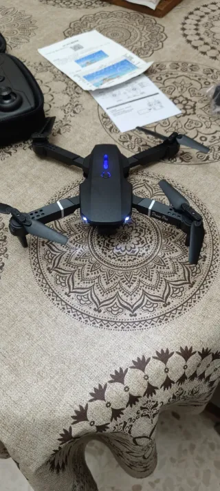 Drone con doble cámara y WiFi FPV