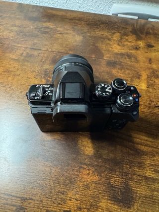 Cámara Olympus OMD E-M10 II + Objetivo 14-42mm