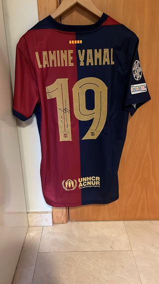 Camiseta Lamine Yamal Firmada Nº 19