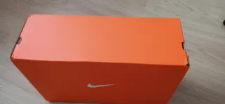 Caja Zapatillas Nike Naranja