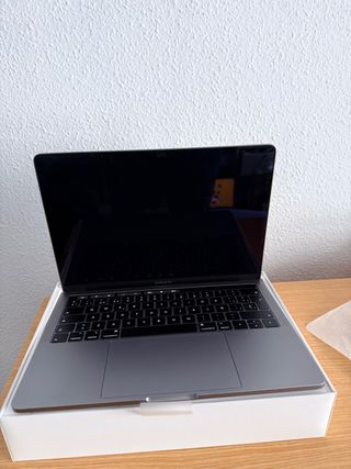 MacBook Pro 13” 2019 como nuevo