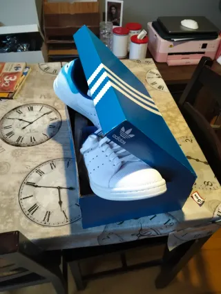 Adidas Stan Smith Blancas y Azules