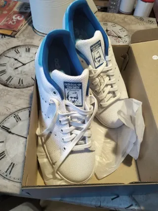 Adidas Stan Smith Blancas y Azules