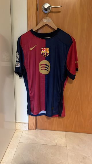 CAMISETA PEDRI CON FIRMA