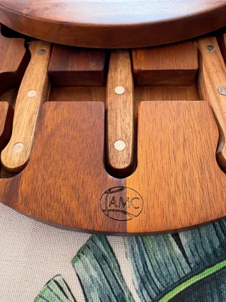 Tagliere di bambù AMC con coltelli