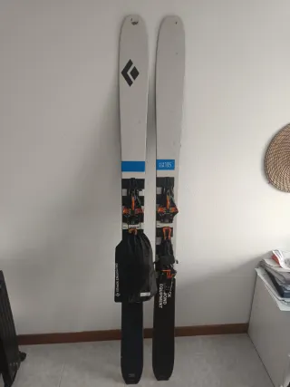 Esquís Freeride Travesía Helio 105, 175cm + Pieles