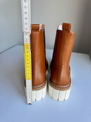 Stivaletti Exé marroni nuovi