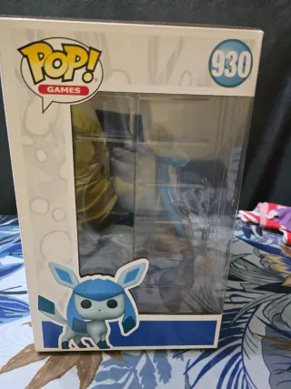 Funko Pop Glaceon XL Pokémon 930