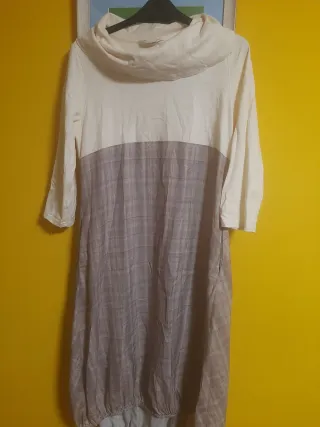 Vestido informal algodón y tela beige/gris