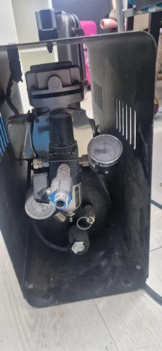 Compresor de aire con manómetro