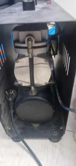 Compresor de aire con manómetro