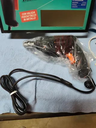 Trapano a percussione Black & Decker BD 562