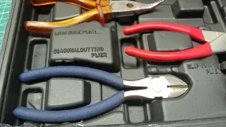 Juego de alicates 4 piezas