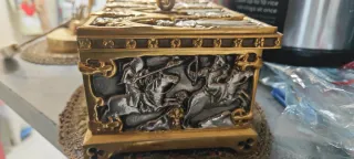 Caja Decorativa Estilo Neogótico