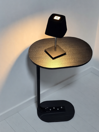 Tavolino di design nero e marrone