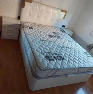 Canapé abatible con colchónes viscoelástica