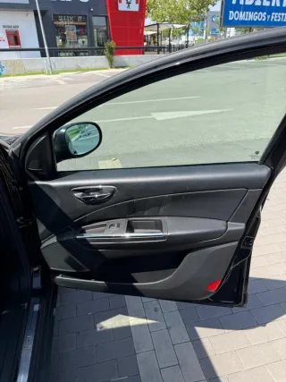 Vendo Lancia Delta 2010 o cambio con caravana