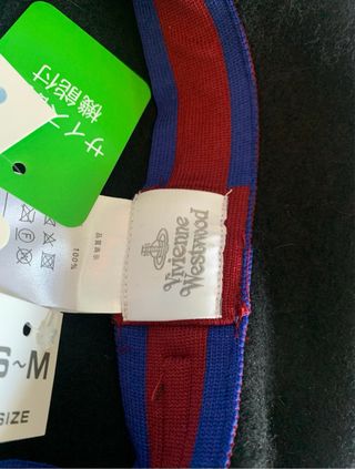 Beret Vivienne Westwood Negra