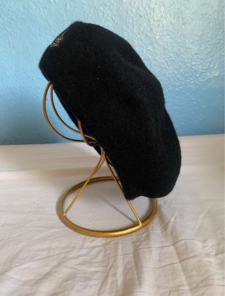 Beret Vivienne Westwood Negra