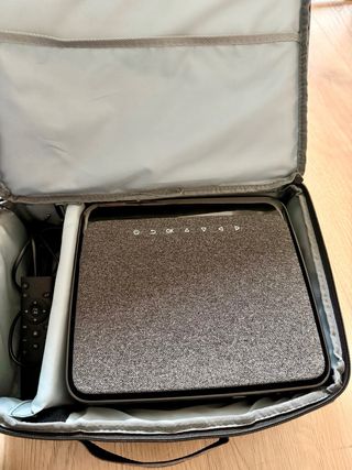 Proyector WIMIUS con mando y maletín